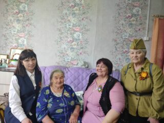 "Сердечные поздравления ветеранам в День Победы!"